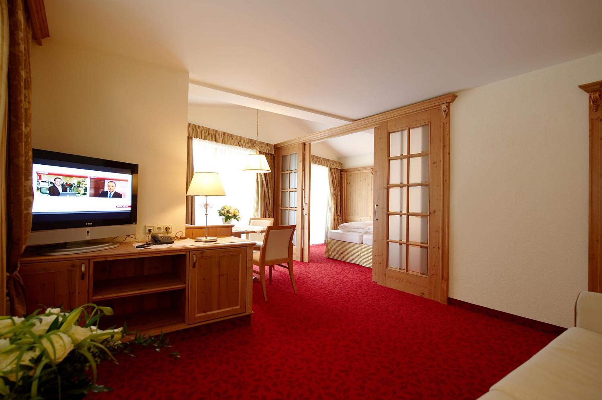 Hotel Solaria Ischgl Bagian luar foto